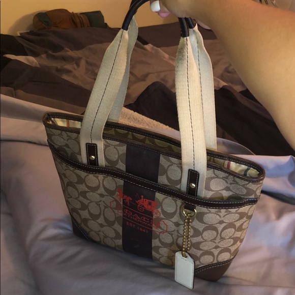 Coach hand bag - Picture 6 of 6